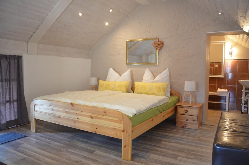 Salmtal Ferienwohnung Stuebchen מראה חיצוני תמונה
